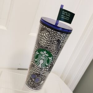 NWT Starbucks Exclusive Limited Edition Halloween 2020 Glow In The Dark Skull